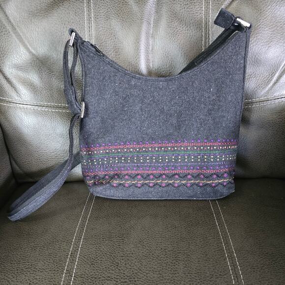 MARLO Dark Gray Wool Felt Shoulder Bag Adjustable Strap Purse Embroidery NWOT - Picture 1 of 7